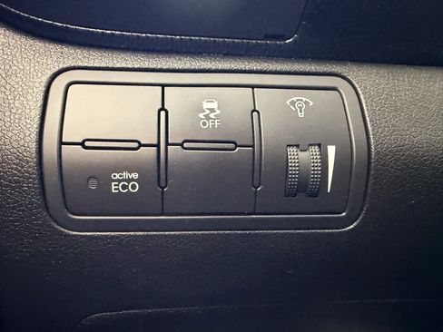 Used 2017 Hyundai Accent SE FWD image 17