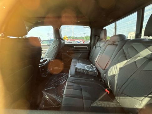 New 2025 RAM 1500 Big Horn AWD/4WD image 12