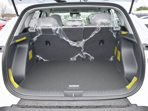 New 2026 Hyundai Kona SE image 7