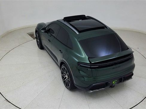 Used 2025 Porsche Macan 4S Electric image 79