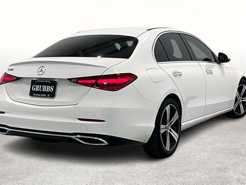 Used 2022 Mercedes-Benz C 300 Sedan image 2