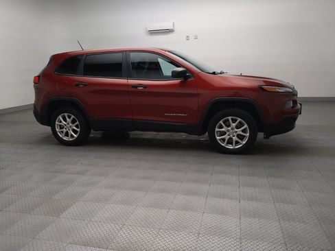 Used 2015 Jeep Cherokee Sport FWD image 11