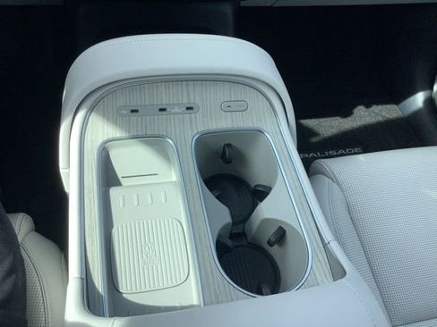 Used 2026 Hyundai Palisade Calligraphy image 41