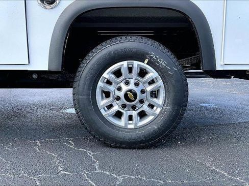 New 2026 Chevrolet Silverado 2500 W/T w/ WT Convenience Package RWD image 8