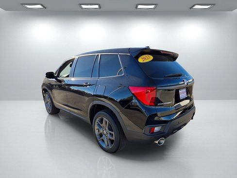 Used 2023 Honda Passport EX-L image 4