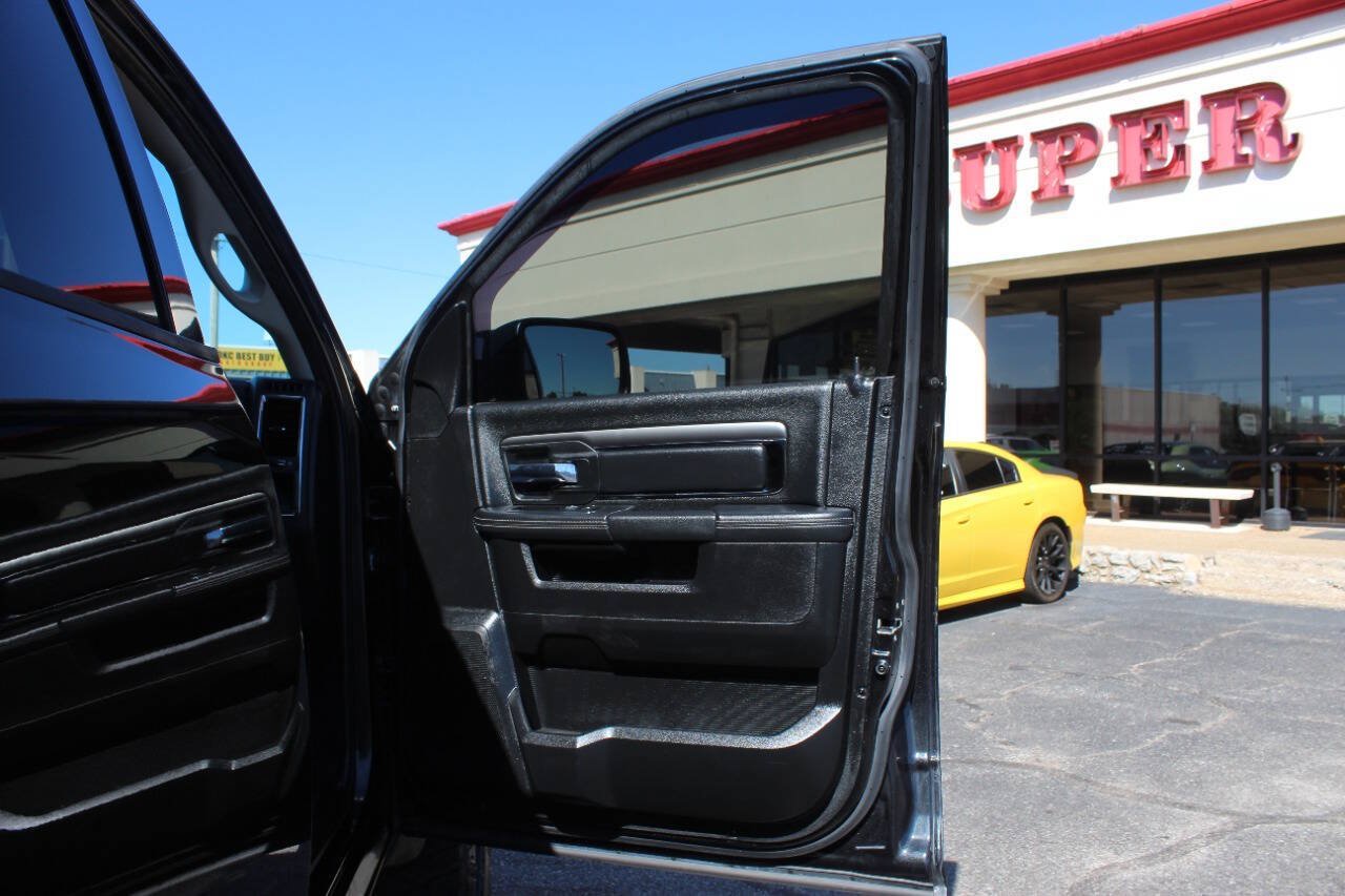Used 2015 RAM 1500 Sport w/ Convenience Group AWD/4WD image 8
