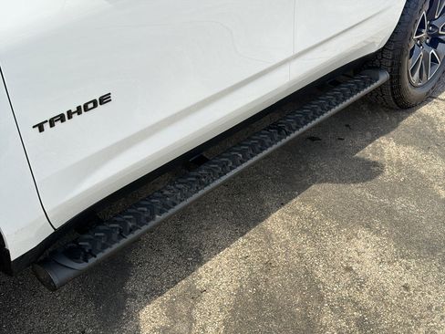 Used 2021 Chevrolet Tahoe Z71 w/ Luxury Package image 9