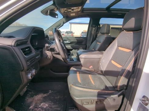 Used 2023 GMC Yukon XL AT4 w/ AT4 Premium Package image 15