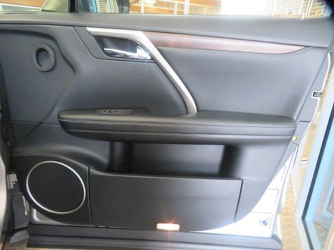 Used 2021 Lexus RX 350L FWD w/ Premium Package image 23