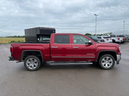 Used 2018 GMC Sierra 1500 SLT AWD/4WD image 17