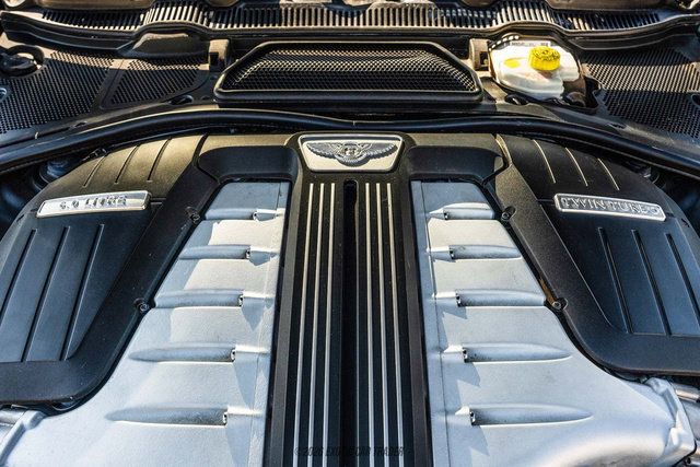 Used 2014 Bentley Flying Spur W12 AWD/4WD image 17