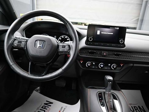 Used 2024 Honda HR-V Sport image 14