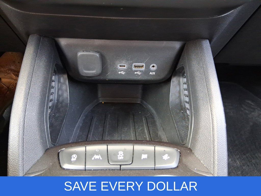 Used 2023 Chevrolet TrailBlazer LT FWD image 19
