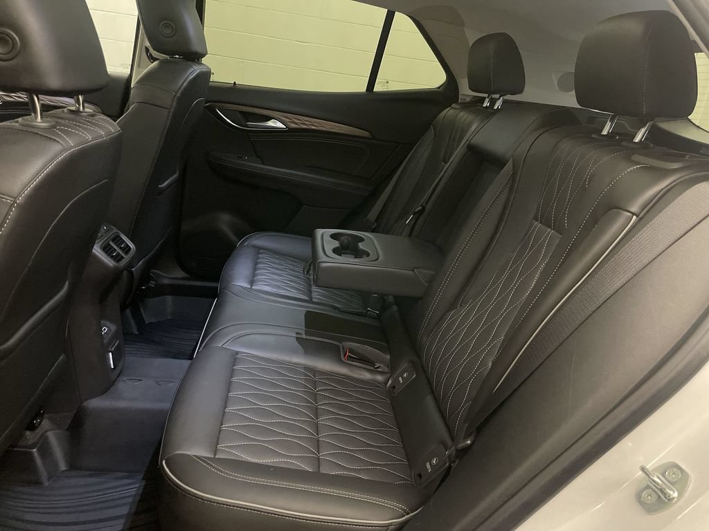 Used 2022 Buick Envision Avenir w/ Technology Package II AWD/4WD image 20