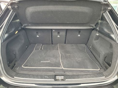 Used 2021 Mercedes-Benz GLA 250 4MATIC image 29