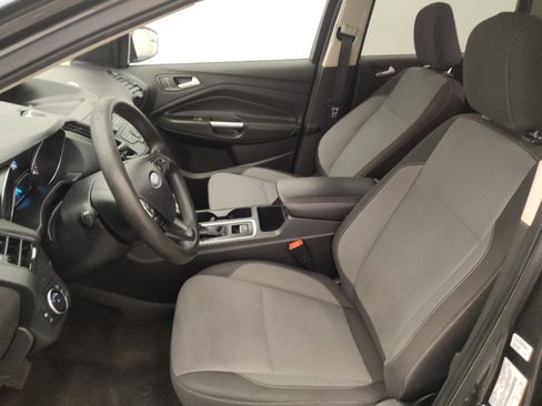 Used 2018 Ford Escape SE FWD image 17