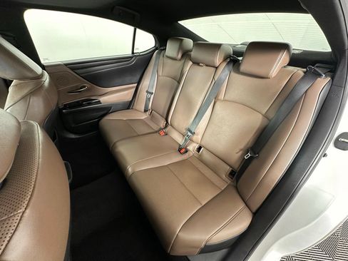Used 2022 Lexus ES 350 w/ Premium Package FWD image 14