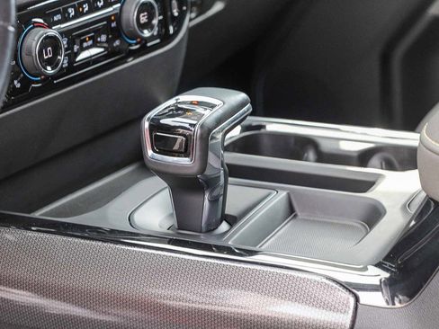 Used 2023 Chevrolet Silverado 1500 ZR2 w/ Technology Package image 17