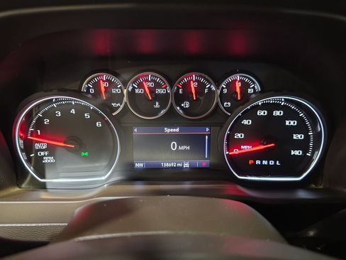 Used 2019 Chevrolet Silverado 1500 LT w/ All-Star Edition image 10