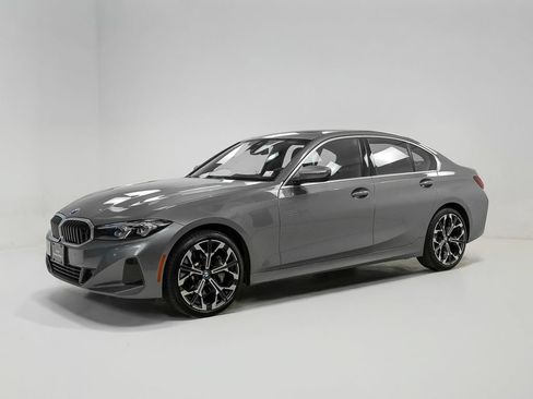 Used 2025 BMW 330i xDrive Sedan w/ M Sport Package AWD/4WD image 1