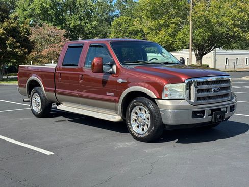Used 2005 Ford F250 King Ranch image 4