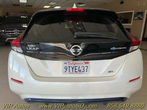 Used 2018 Nissan Leaf SL w/ SL Technology Package image 4