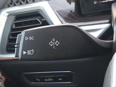 Certified 2025 BMW X7 xDrive40i AWD/4WD image 31