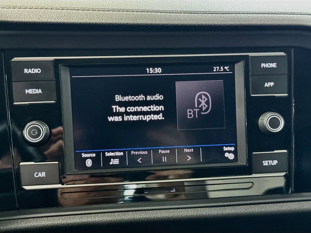 Used 2019 Volkswagen Jetta SE w/ Cold Weather Package FWD image 15