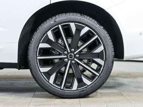 Used 2026 Volvo XC60 B5 Ultra w/ Protection Package Premier AWD/4WD image 38