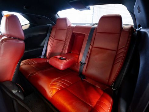 Used 2019 Dodge Challenger SRT Hellcat w/ Widebody Package RWD image 39