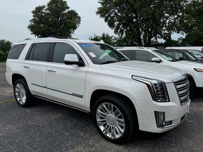 Used 2019 Cadillac Escalade Platinum