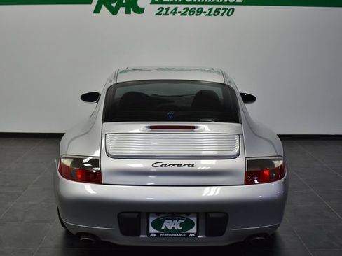 Used 2001 Porsche 911 Carrera RWD image 4