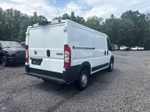 Used 2025 RAM ProMaster 2500 w/ Convenience Group FWD image 5