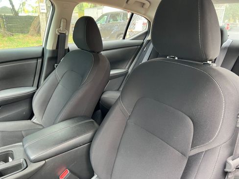 Used 2025 Nissan Sentra S image 35