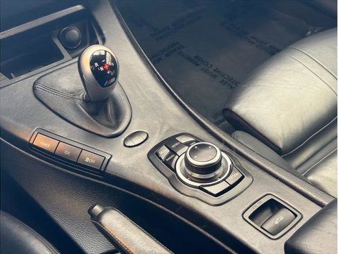 Used 2013 BMW M3 Convertible 2D image 19