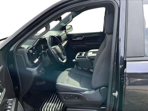 Used 2024 Chevrolet Silverado 1500 LT image 22