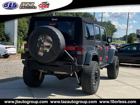 Used 2017 Jeep Wrangler Unlimited Rubicon AWD/4WD image 7