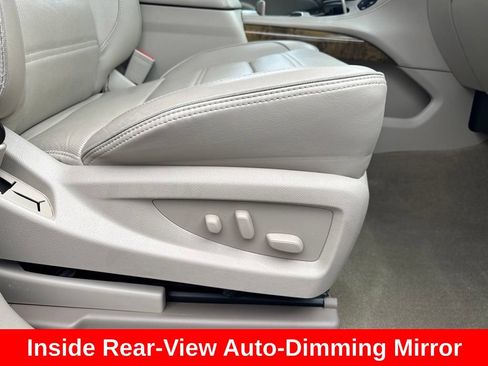 Used 2017 GMC Yukon XL Denali w/ Open Road Package AWD/4WD image 38