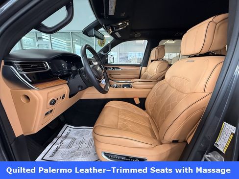 Used 2022 Jeep Grand Wagoneer Series III image 11