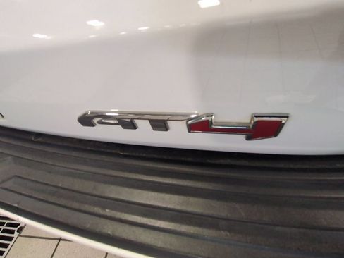 Used 2023 GMC Yukon AT4 w/ AT4 Premium Package AWD/4WD image 31