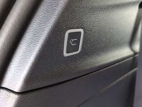 New 2026 Chrysler Pacifica Select image 36