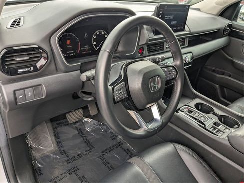 Used 2024 Honda Pilot EX-L image 11