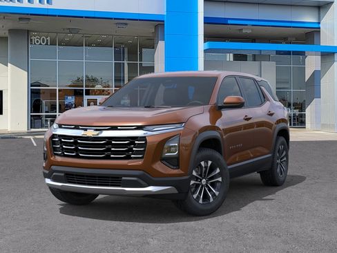 New 2027 Chevrolet Equinox LT FWD image 30