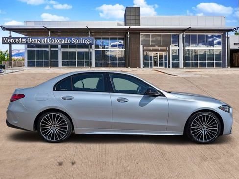 Used 2024 Mercedes-Benz C 300 4MATIC Sedan image 4