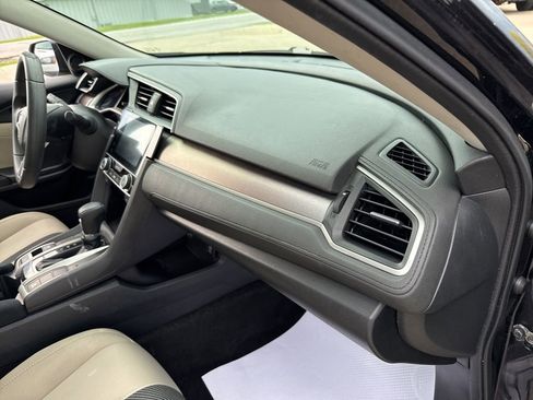 Used 2017 Honda Civic EX-T image 38