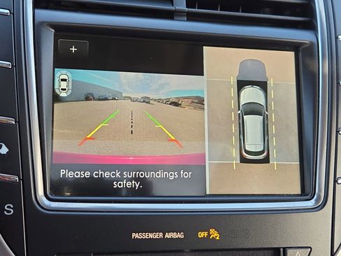 Used 2019 Lincoln Nautilus Reserve image 14