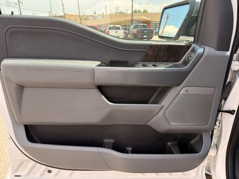 Used 2022 Ford F150 Lariat w/ Equipment Group 502A High AWD/4WD image 14