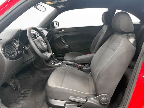 Used 2014 Volkswagen Beetle 2.5 image 4