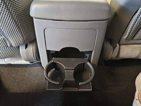 Used 2005 Nissan Frontier SE image 21