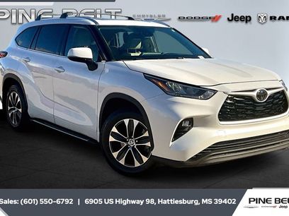 Used 2020 Toyota Highlander XLE